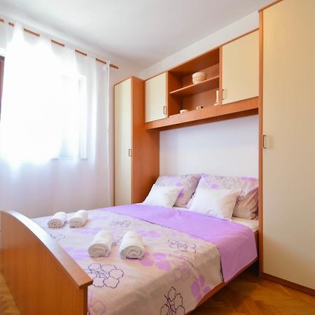 Apartment Natasa Novi Vinodolski Szoba fotó